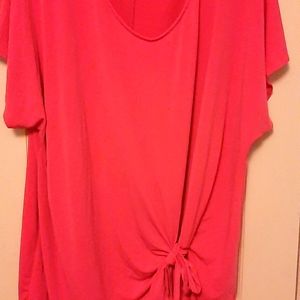 Zealand Outfitters 1x short sleeve knot top